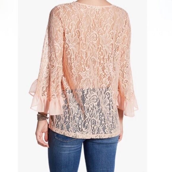 ✨Pleione Lace bell sleeve top✨ - Picture 2 of 6